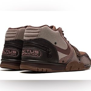 Nike Cactus Jack Corporation Travis Scott Air Trainer 1SP (Chocolate)